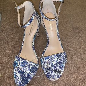 Antonio Melani blue and white floral print sandals